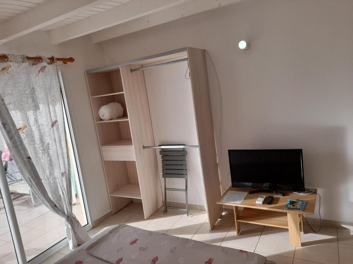 Apartamento Le studio de Jeannine Capesterre-Belle-Eau Exterior foto
